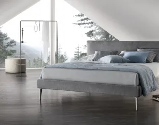 Letto elegante in tessuto con testiera Sander di V&Nice